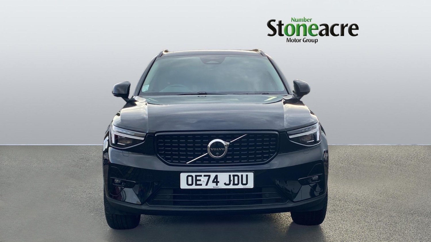 Used Volvo XC40 for sale - 77267108: Photo 2