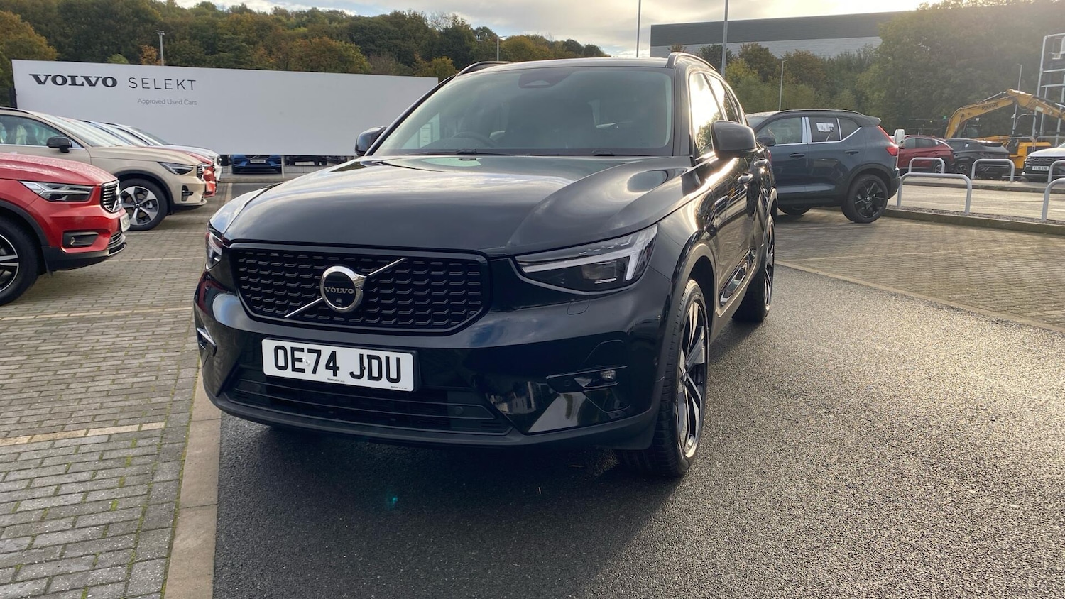 Used Volvo XC40 for sale - 77267108: Photo 4