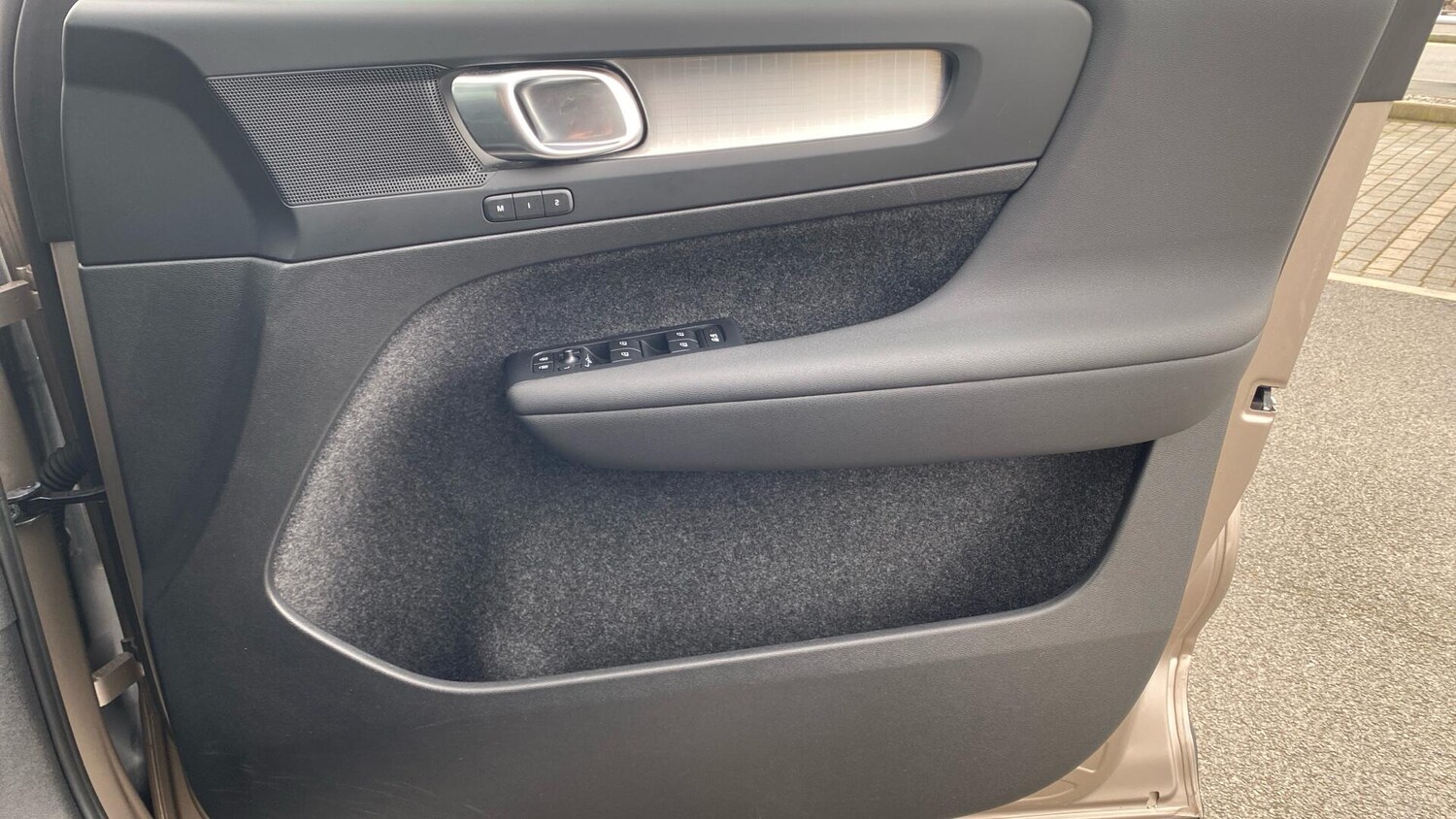 Used Volvo XC40 2022 for sale - 77695939: Photo 24