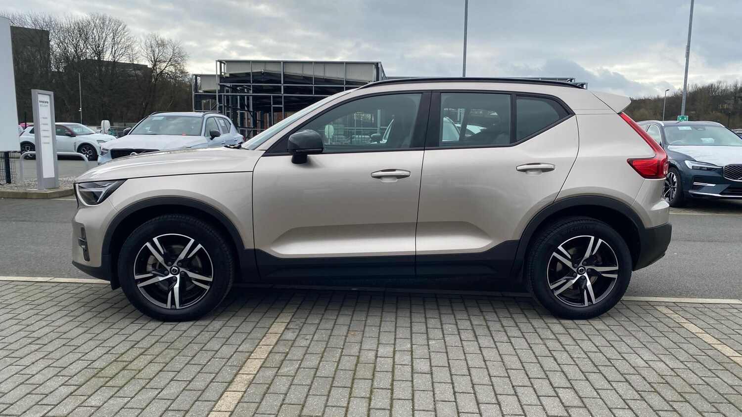 Used Volvo XC40 2022 for sale - 77695939: Photo 6