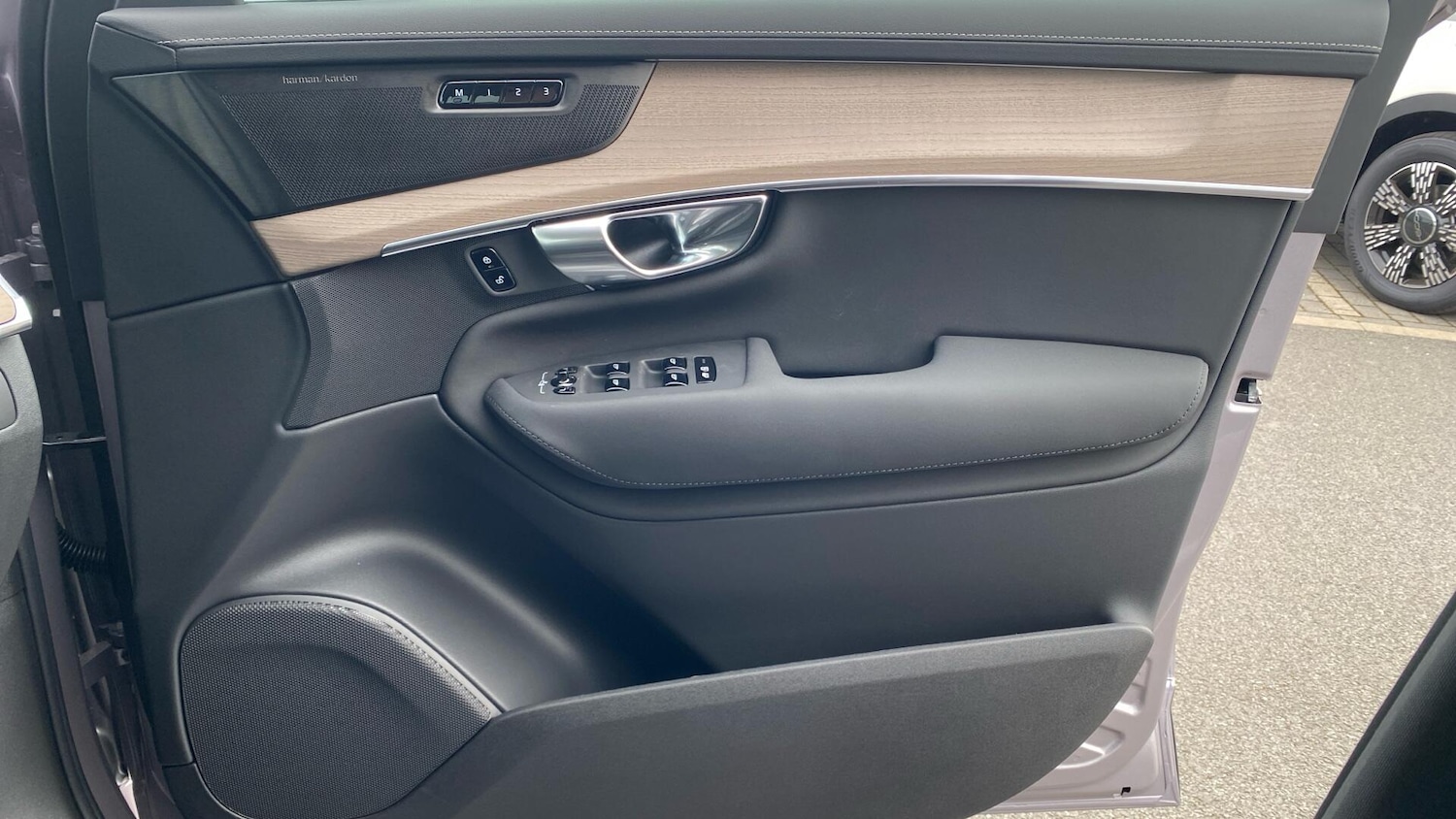 Used Volvo XC90 2026 for sale - 78058860: Photo 28