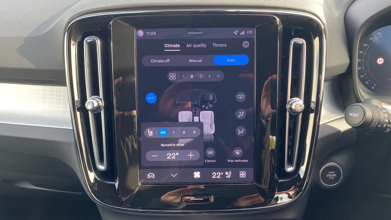 Used Volvo XC40 2025 for sale - 76432575: Photo 16