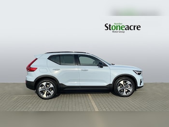 Used Volvo XC40 2025 for sale - 76432575: Photo