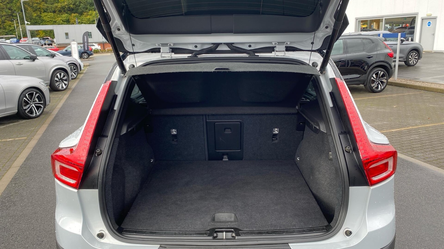 Used Volvo XC40 2021 for sale - 76349836: Photo 14