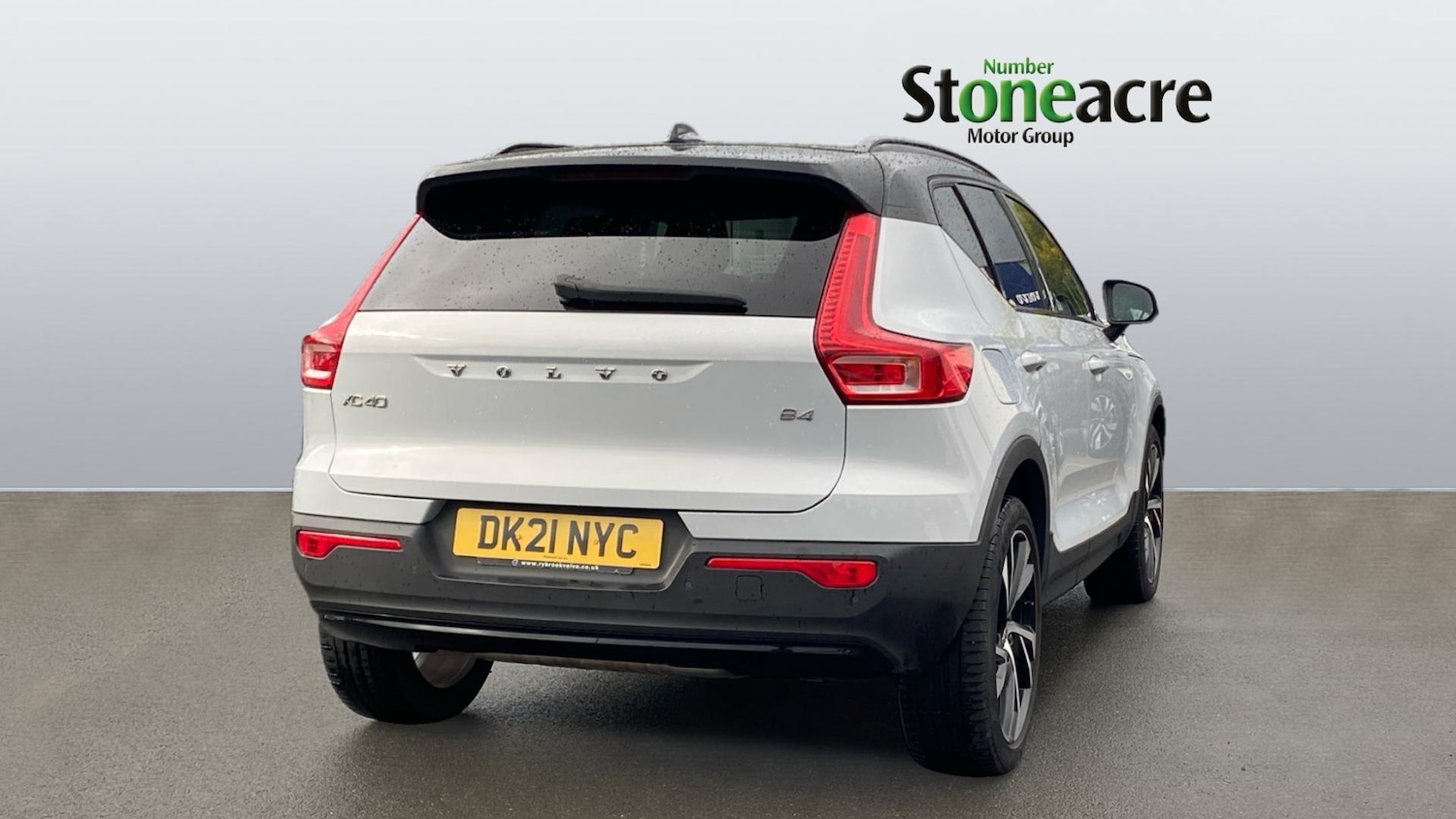 Used Volvo XC40 2021 for sale - 76349836: Photo 2