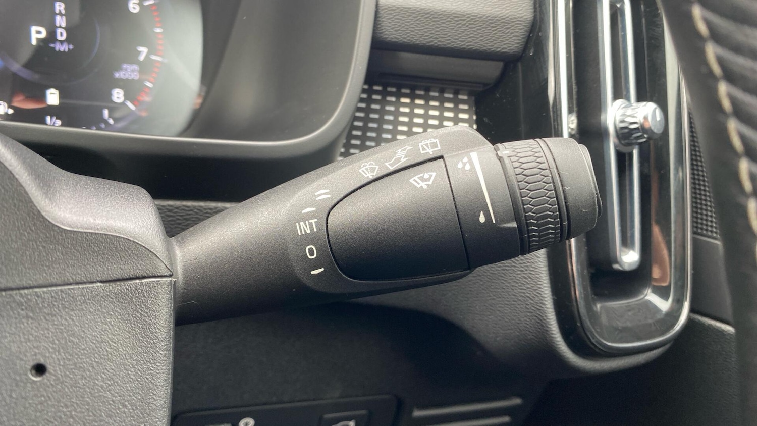 Used Volvo XC40 2021 for sale - 76349836: Photo 24