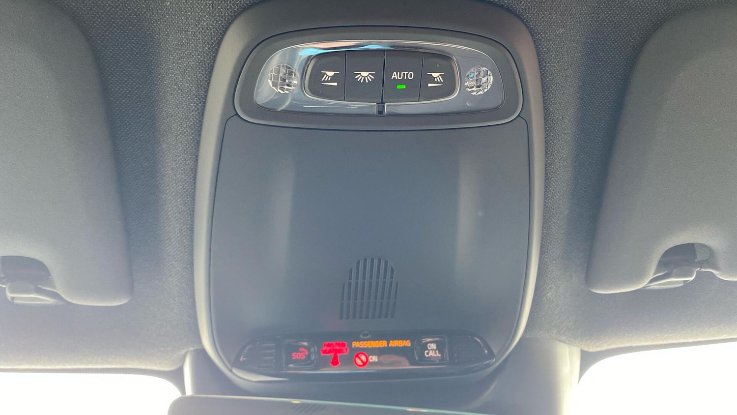 Used Volvo XC40 2021 for sale - 76349836: Photo 29