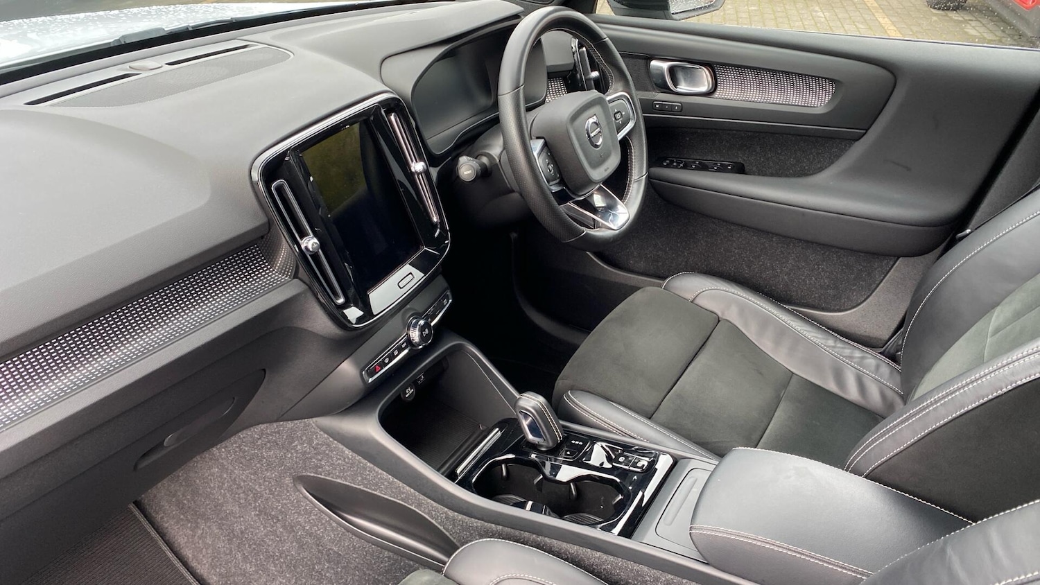 Used Volvo XC40 2021 for sale - 76349836: Photo 38