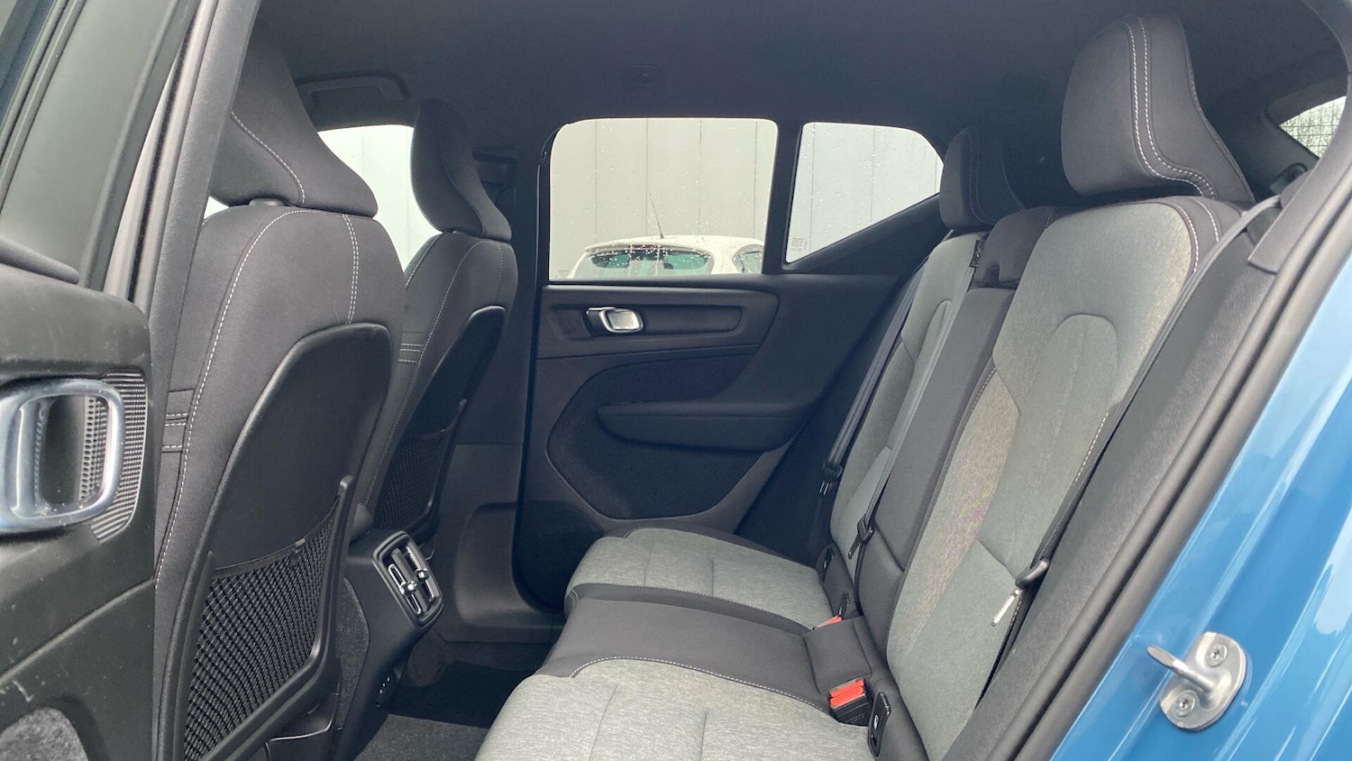 Used Volvo XC40 2023 for sale - 77253950: Photo 15