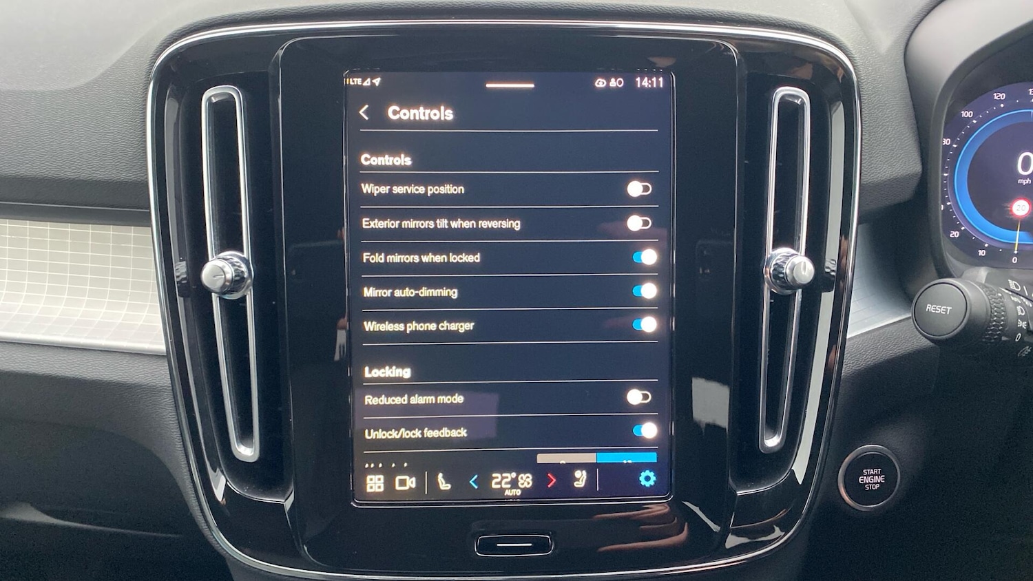 Used Volvo XC40 2023 for sale - 77253950: Photo 30