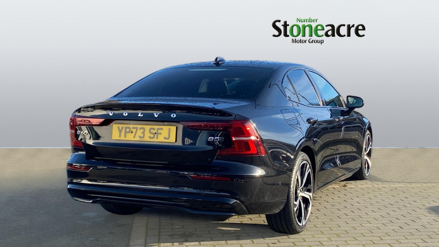 Used Volvo S60 2023 for sale - 76727631: Photo 2