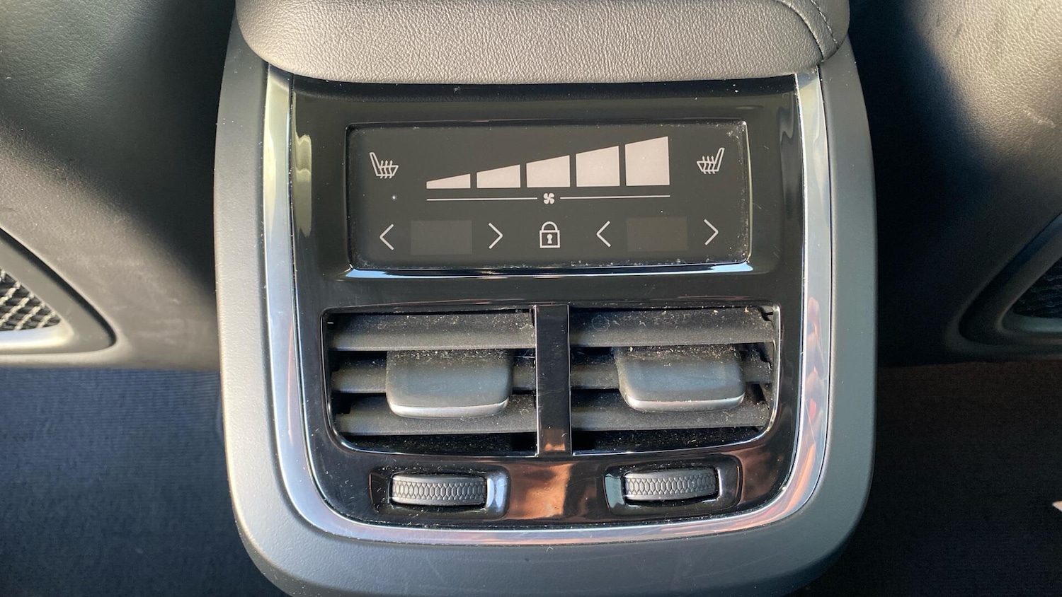 Used Volvo S60 2023 for sale - 76727631: Photo 33