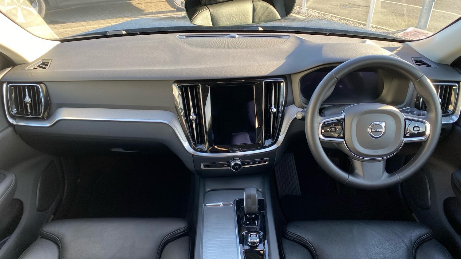 Used Volvo S60 2023 for sale - 76727631: Photo 5