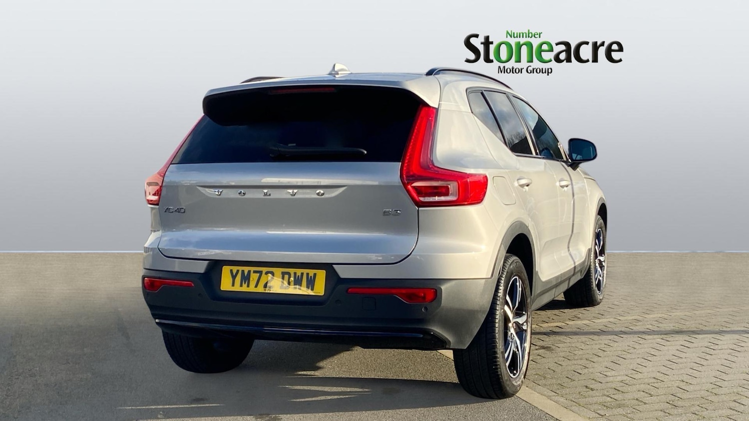 Used Volvo XC40 2022 for sale - 76935888: Photo 2