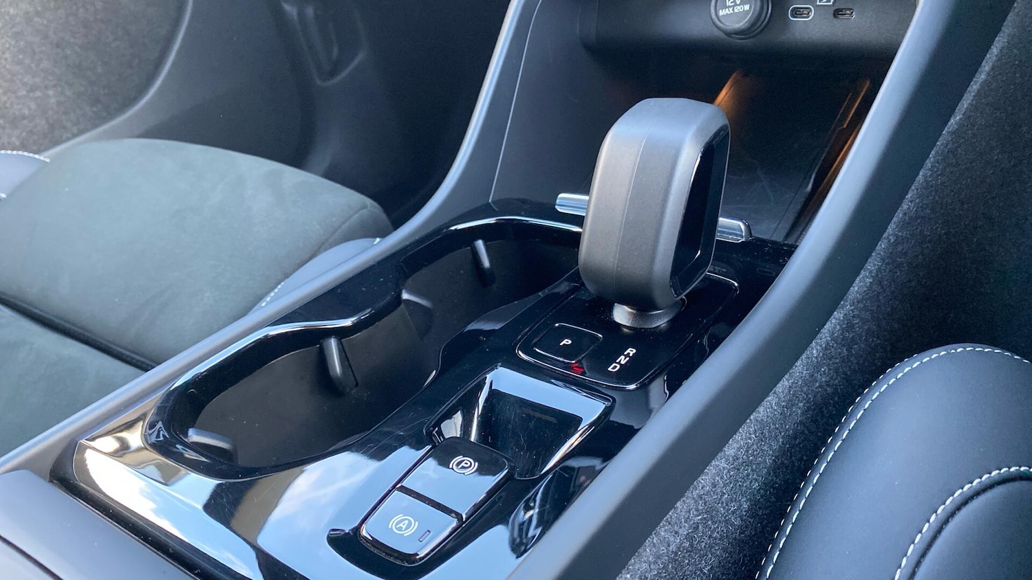 Used Volvo XC40 2022 for sale - 76935888: Photo 26