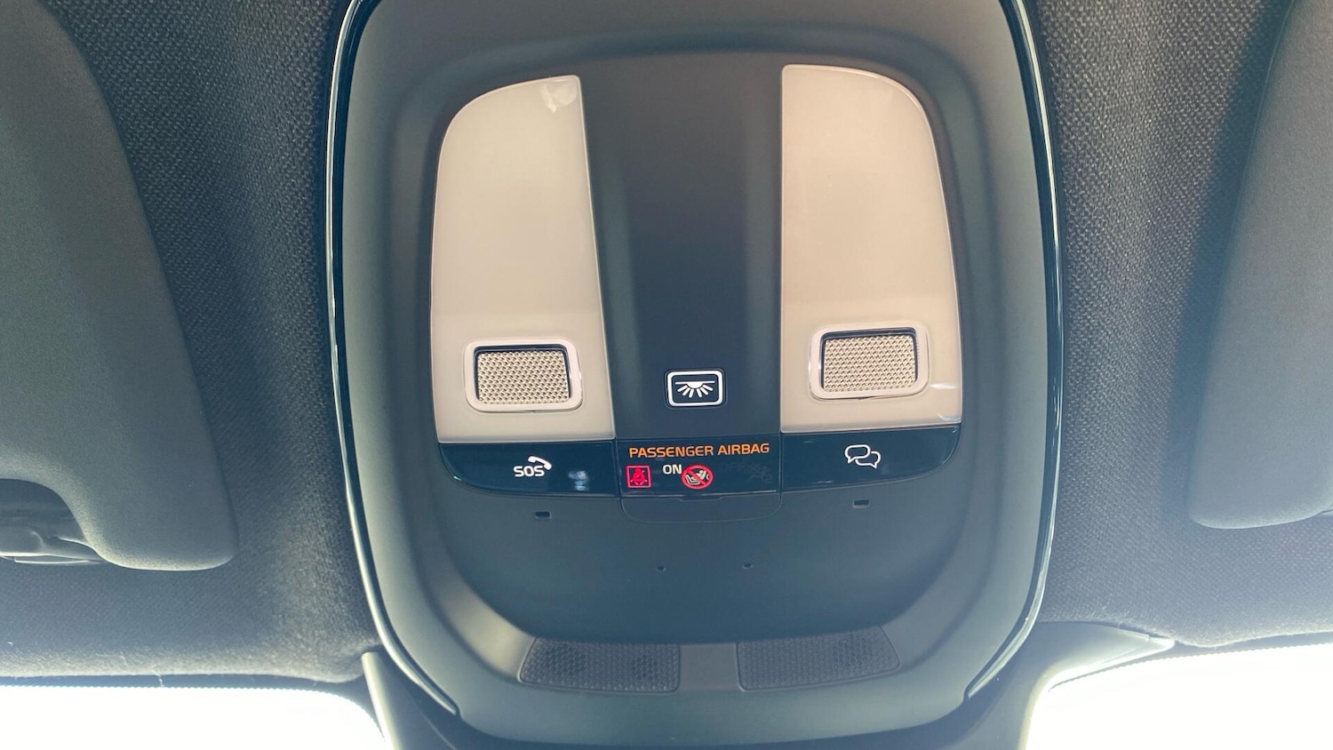 Used Volvo XC40 2022 for sale - 76935888: Photo 28