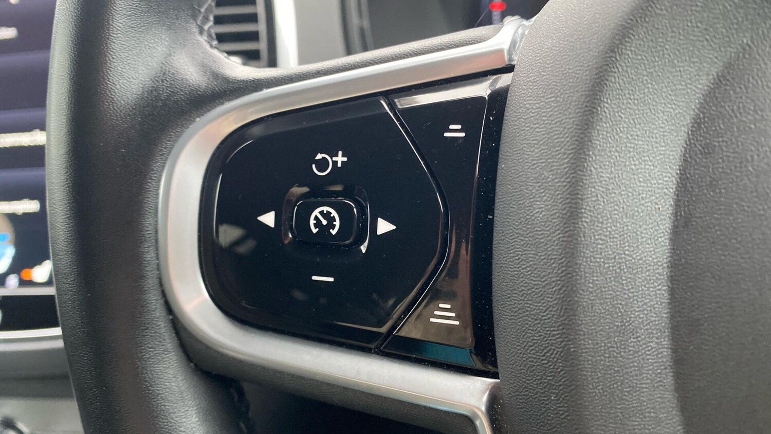 Used Volvo XC90 for sale - 77892284: Photo 16