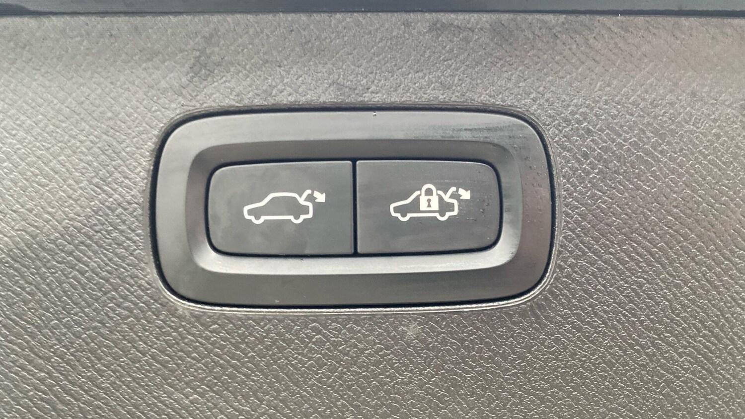 Used Volvo XC90 for sale - 77892284: Photo 23