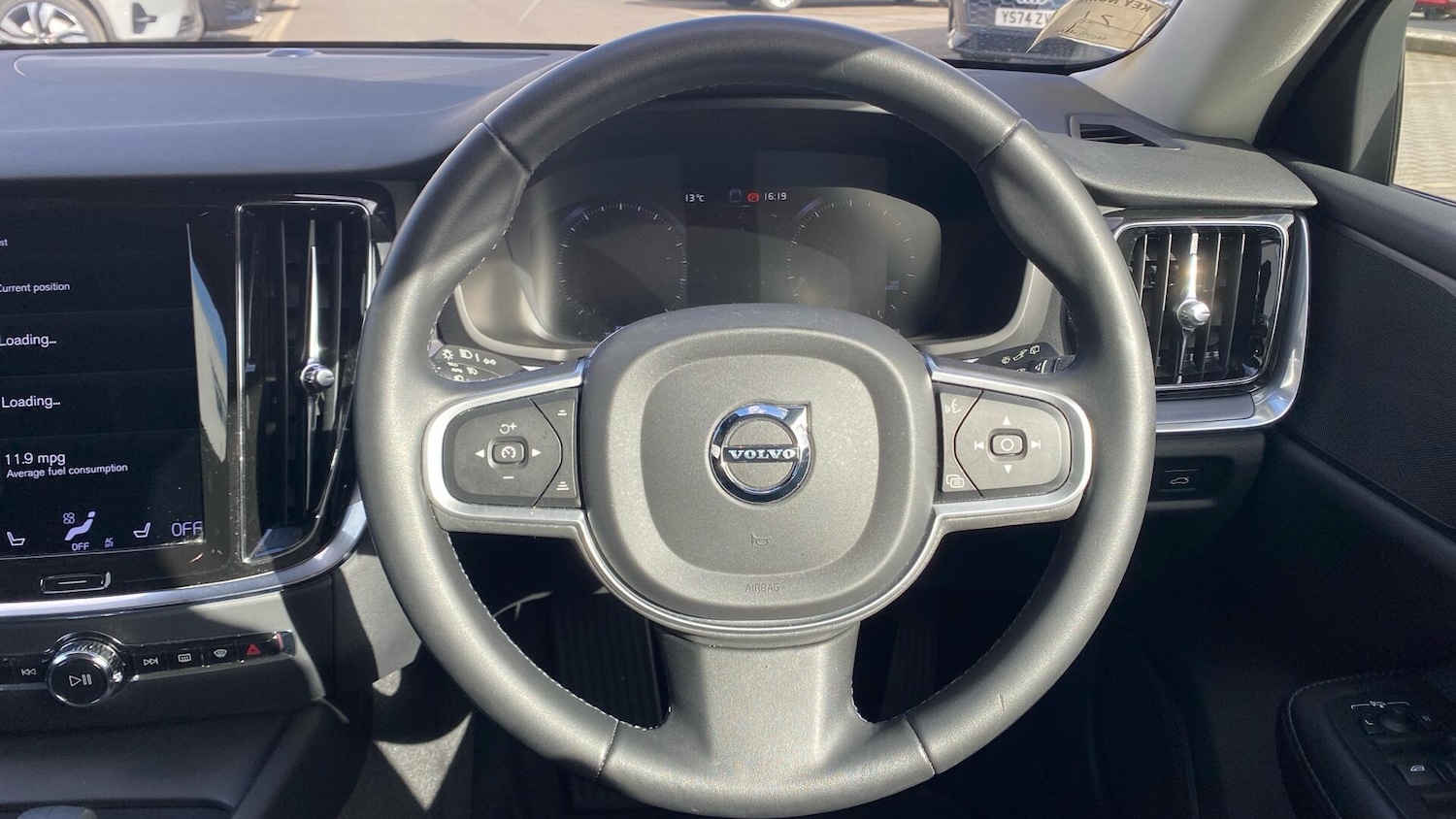 Used Volvo V60 2022 for sale - 78086236: Photo 10