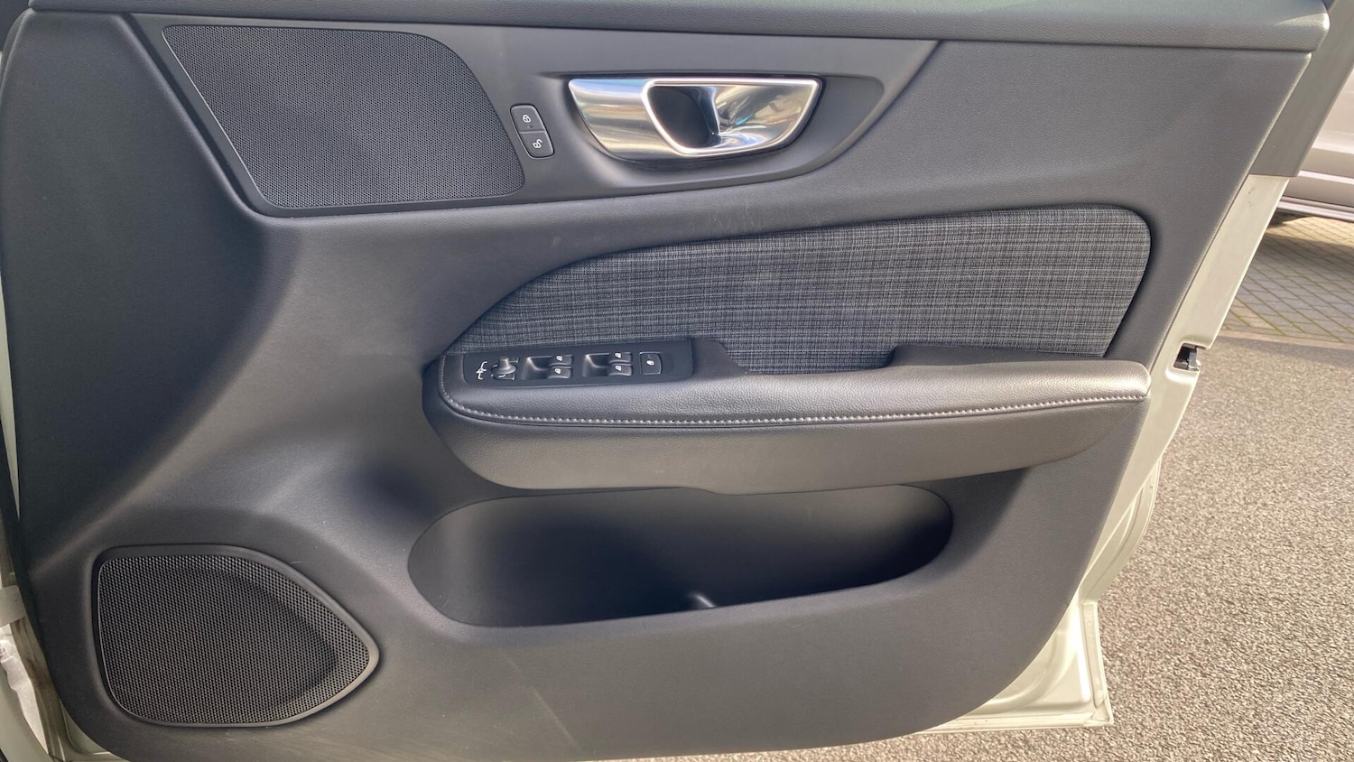 Used Volvo V60 2022 for sale - 78086236: Photo 29