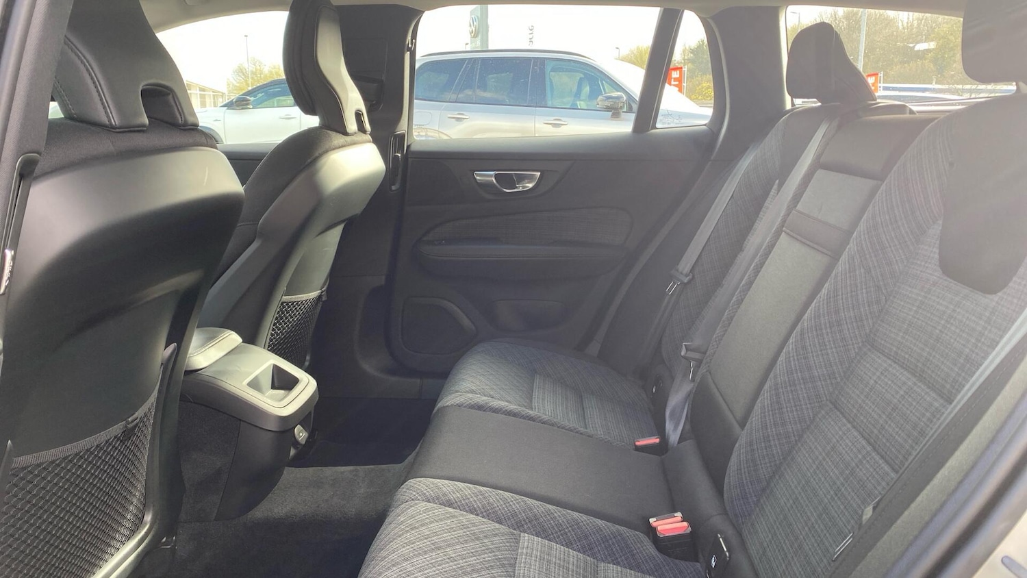 Used Volvo V60 2022 for sale - 78086236: Photo 30