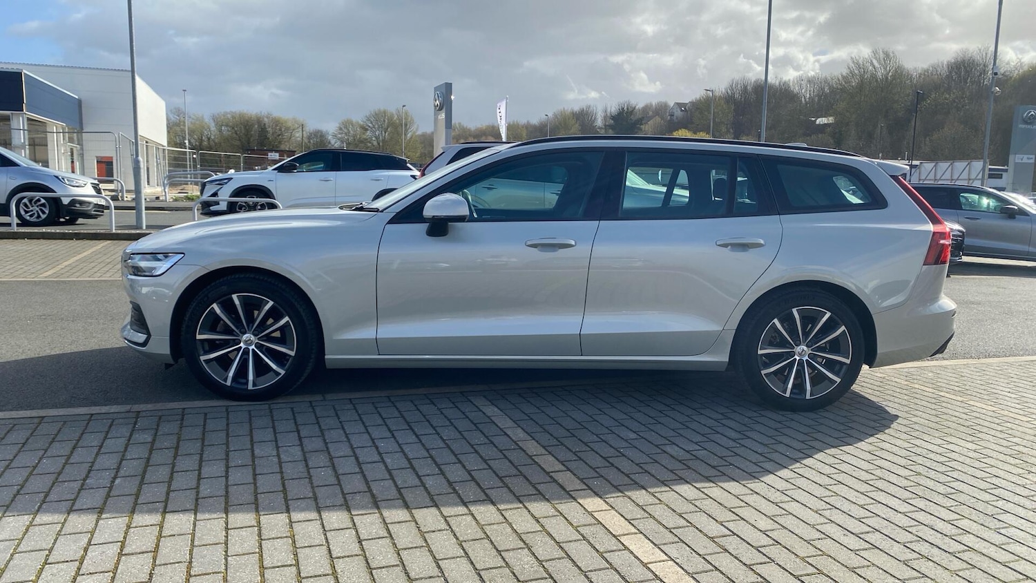 Used Volvo V60 2022 for sale - 78086236: Photo 34