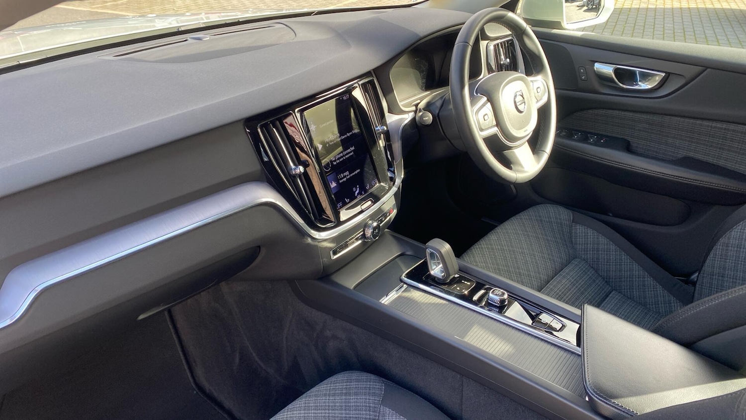 Used Volvo V60 2022 for sale - 78086236: Photo 36