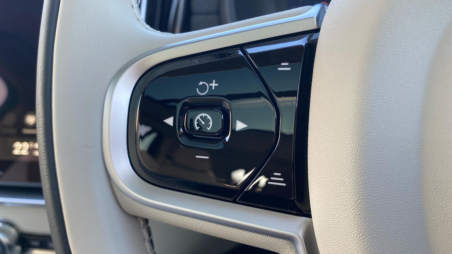 Used Volvo XC90 2025 for sale - 77799486: Photo 18