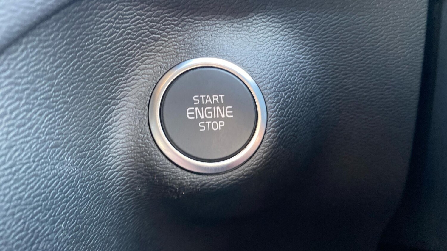 Used Volvo XC40 2026 for sale - 77898507: Photo 27