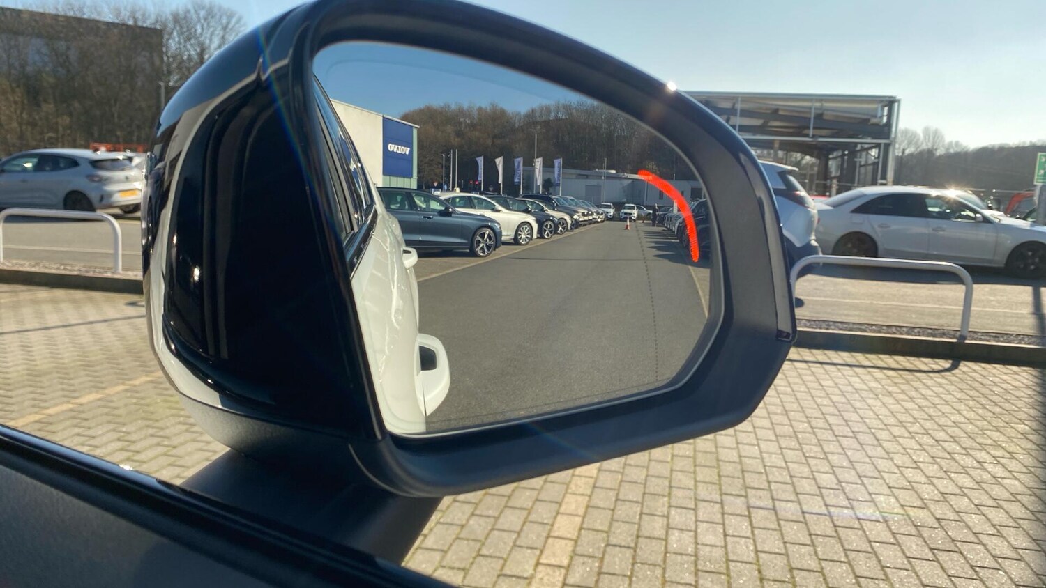 Used Volvo XC40 2026 for sale - 77898507: Photo 32