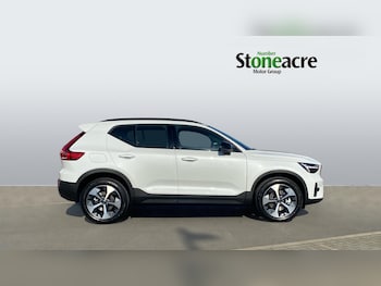 Used Volvo XC40 2026 for sale - 77898507: Photo