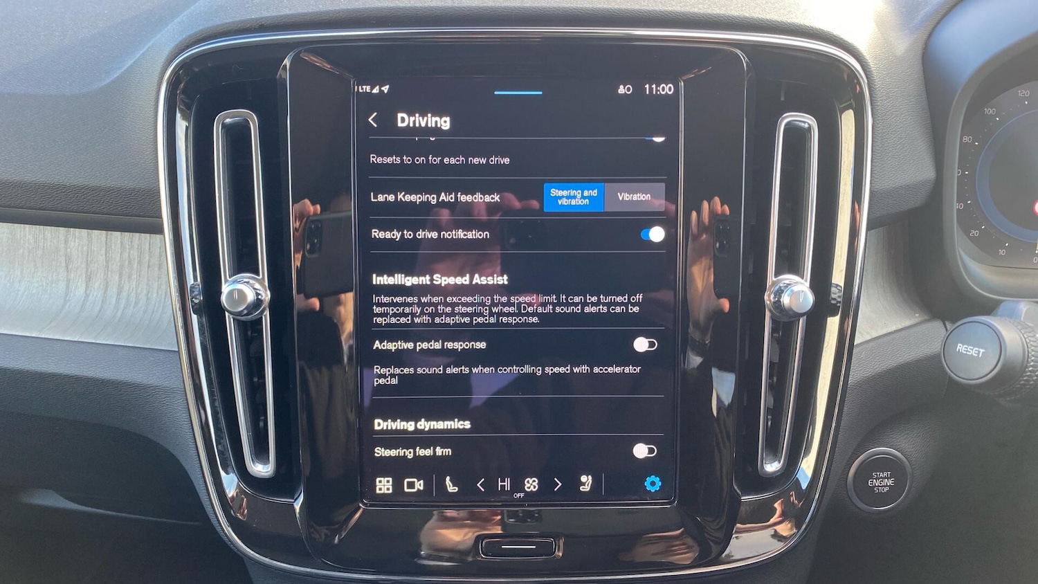 Used Volvo XC40 2024 for sale - 76592009: Photo 17