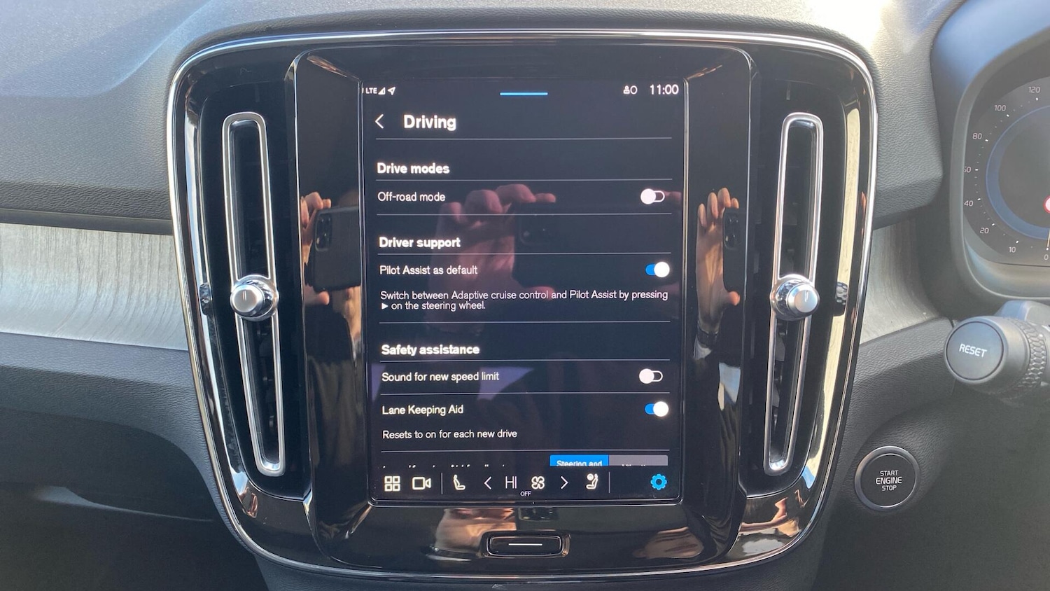 Used Volvo XC40 2024 for sale - 76592009: Photo 18