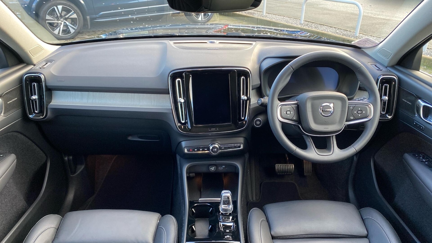 Used Volvo XC40 2024 for sale - 76592009: Photo 6