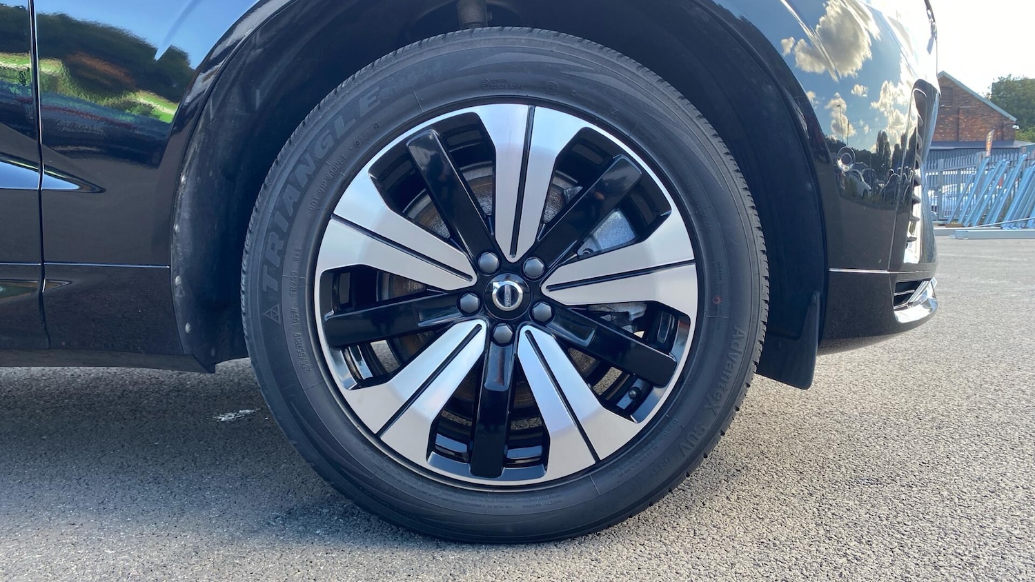 Used Volvo XC60 2023 for sale - 76072225: Photo 10