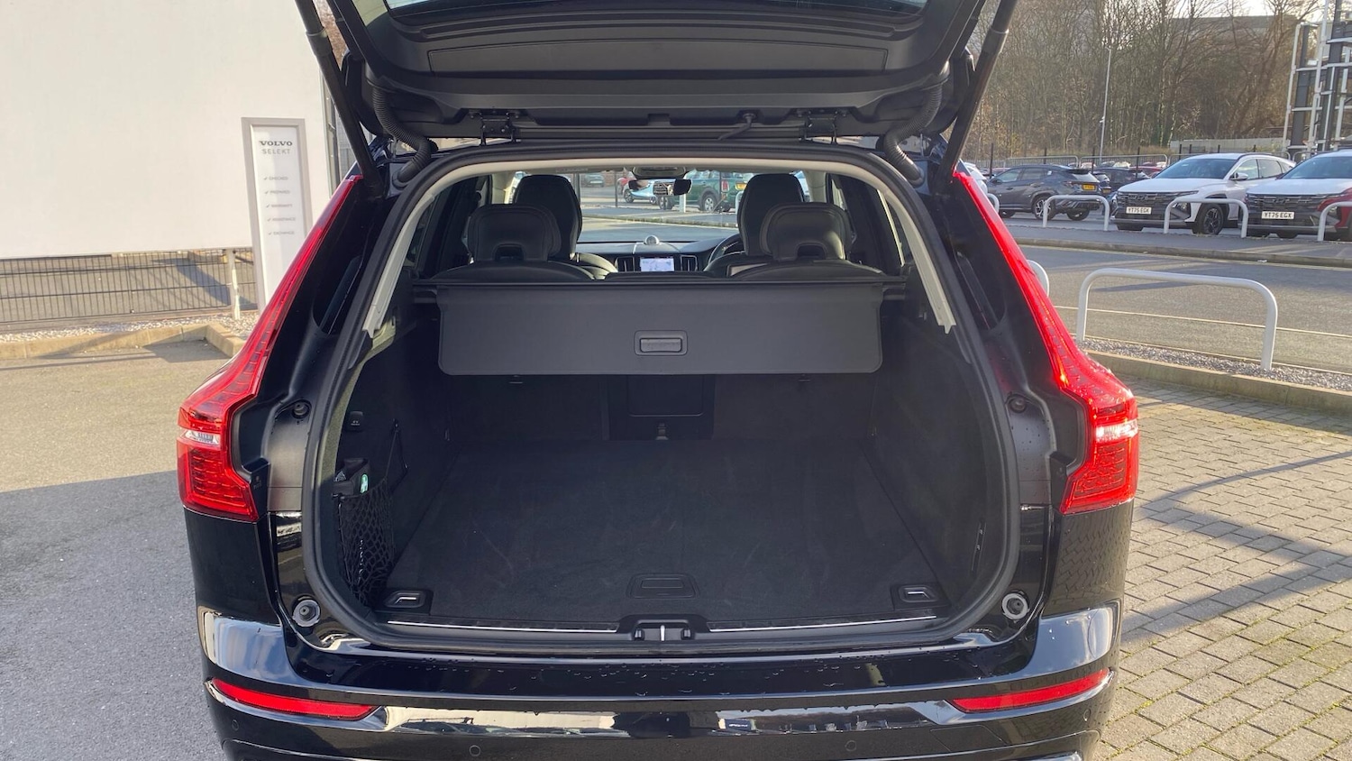 Used Volvo XC60 2025 for sale - 76936048: Photo 13