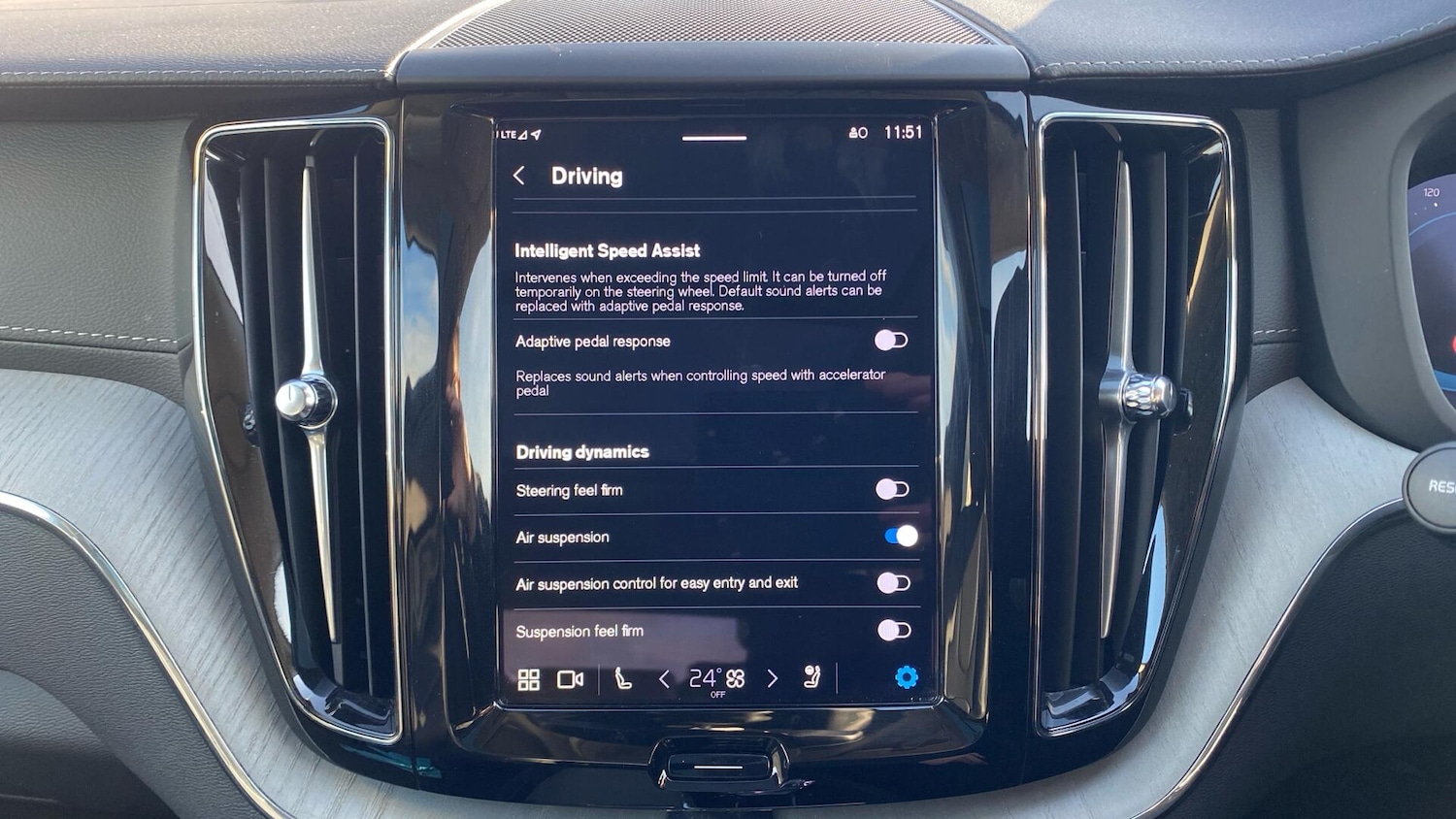 Used Volvo XC60 2025 for sale - 76936048: Photo 16