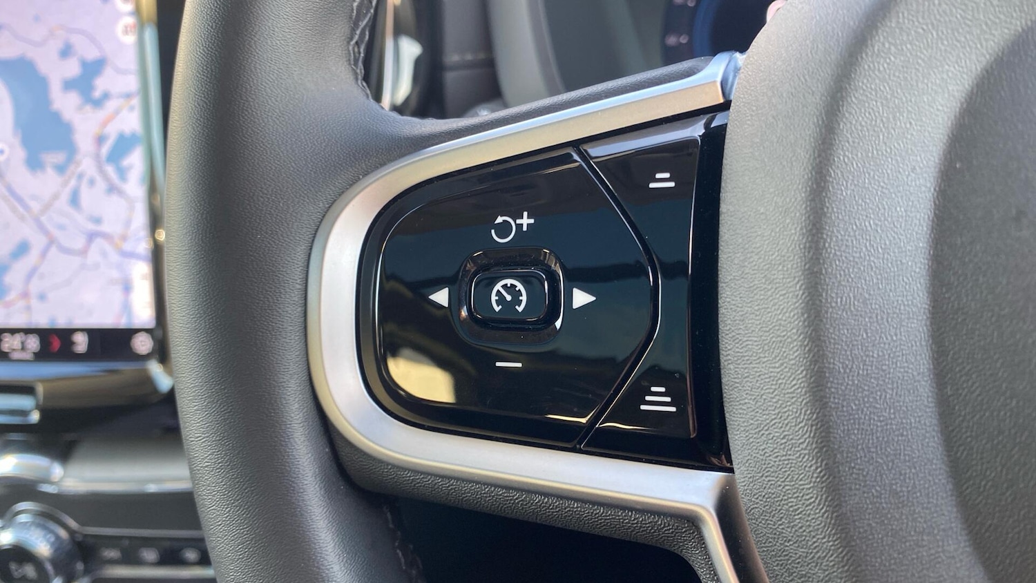 Used Volvo XC60 2025 for sale - 76936048: Photo 21