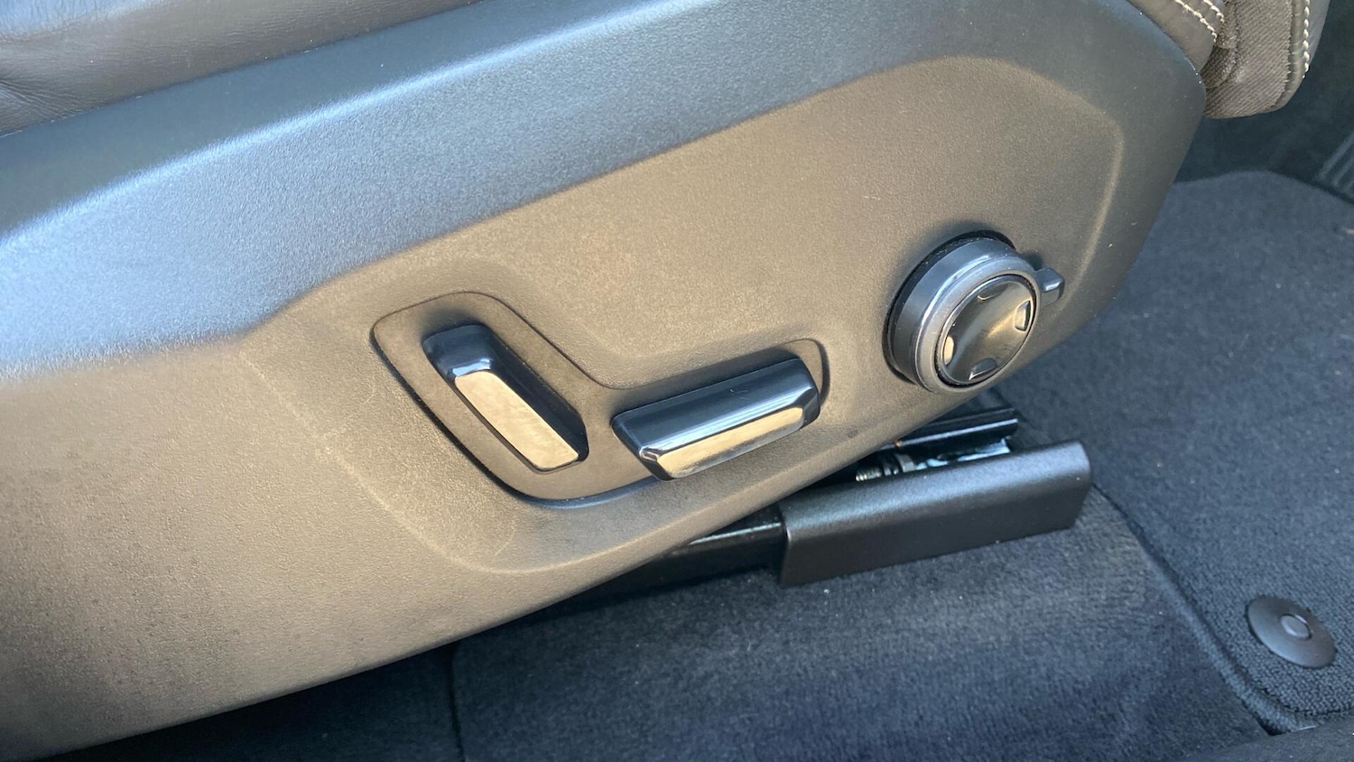 Used Volvo XC60 2025 for sale - 76936048: Photo 30