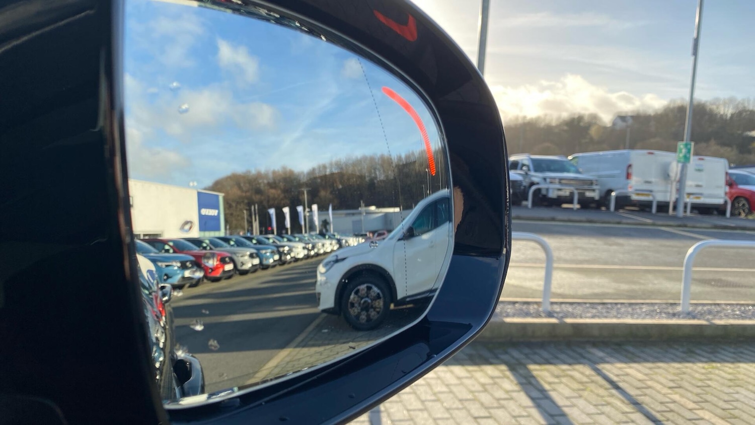 Used Volvo XC60 2025 for sale - 76936048: Photo 32