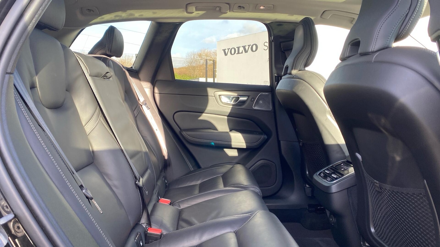 Used Volvo XC60 2025 for sale - 76936048: Photo 6