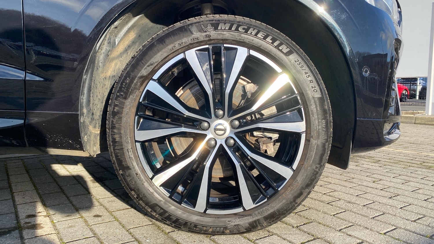 Used Volvo XC60 2025 for sale - 76936048: Photo 9