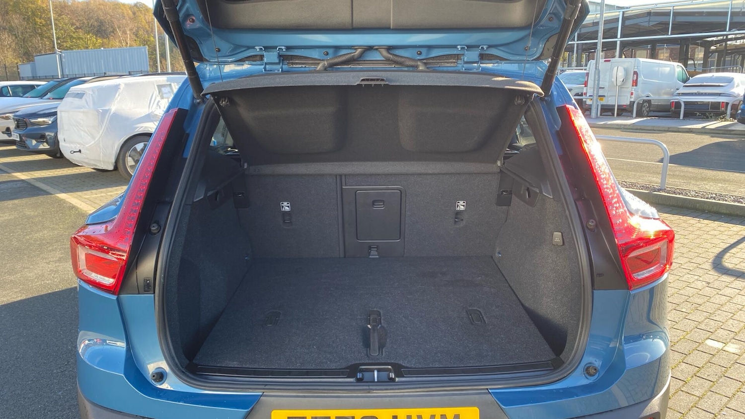 Used Volvo XC40 2024 for sale - 76671260: Photo 14