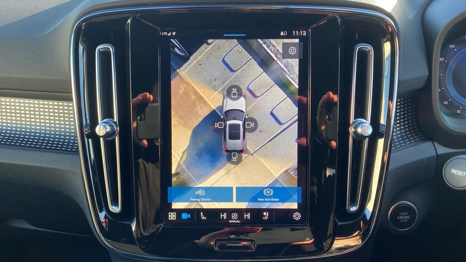 Used Volvo XC40 2024 for sale - 76671260: Photo 20