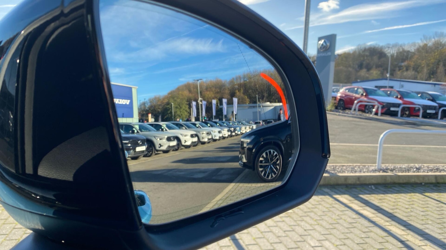 Used Volvo XC40 2024 for sale - 76671260: Photo 33