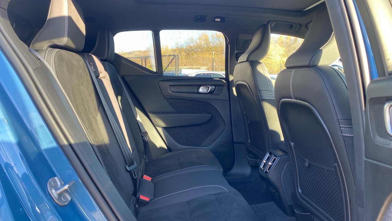 Used Volvo XC40 2024 for sale - 76671260: Photo 7