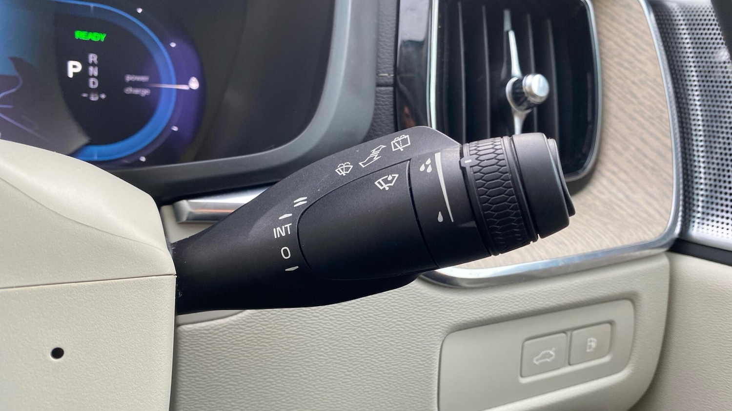 Used Volvo XC60 2022 for sale - 77131985: Photo 18