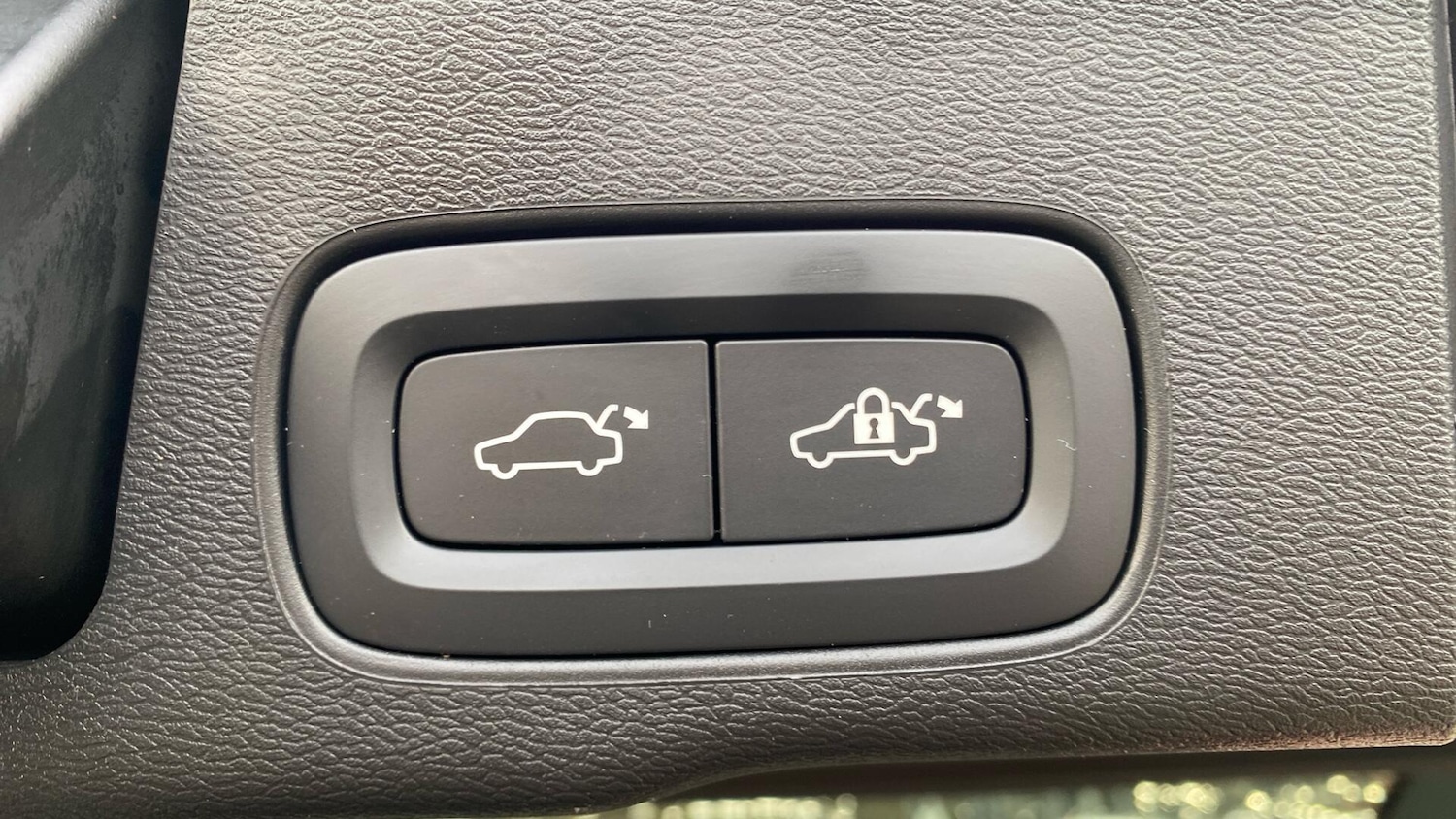 Used Volvo XC60 2022 for sale - 77131985: Photo 21