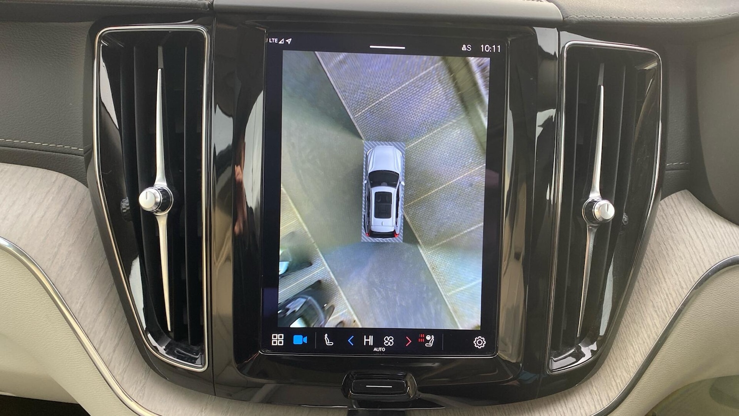 Used Volvo XC60 2022 for sale - 77131985: Photo 30