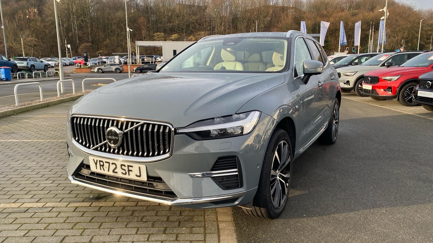 Used Volvo XC60 2022 for sale - 77131985: Photo 4